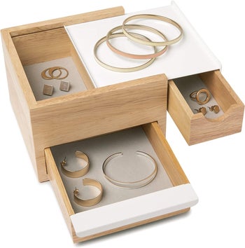 nifty jewelry box